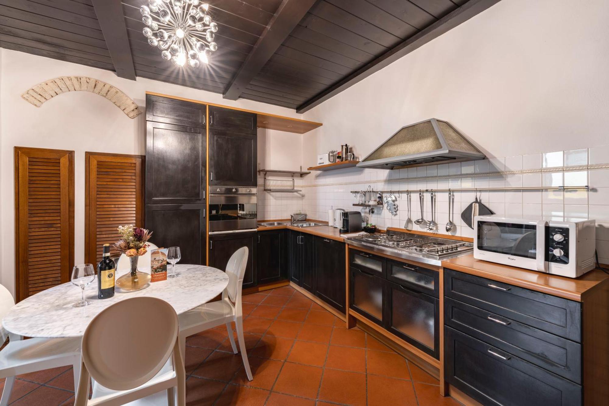 Elegant Penthouse In Santo Spirito * Firenze